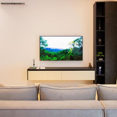 مبيت وإفطار تيرانا Luxury Rooftop 23 المظهر الخارجي الصورة
