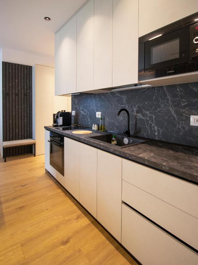 مبيت وإفطار تيرانا Luxury Rooftop 23 المظهر الخارجي الصورة